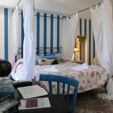 Отель Del Centro Storico 3*