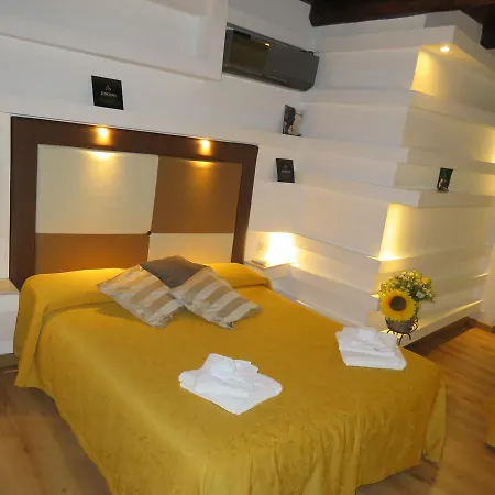 Отель Del Centro Storico 3*