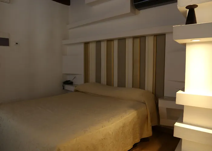 Πανσιόν Del Centro Storico 3*