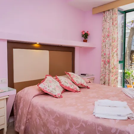 Del Centro Storico 3* 살레르노