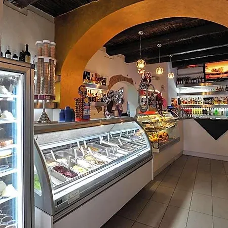 Del Centro Storico Σαλέρνο