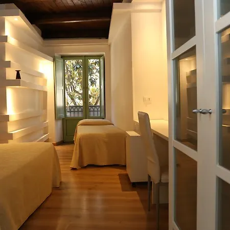 Del Centro Storico 3* Salerno